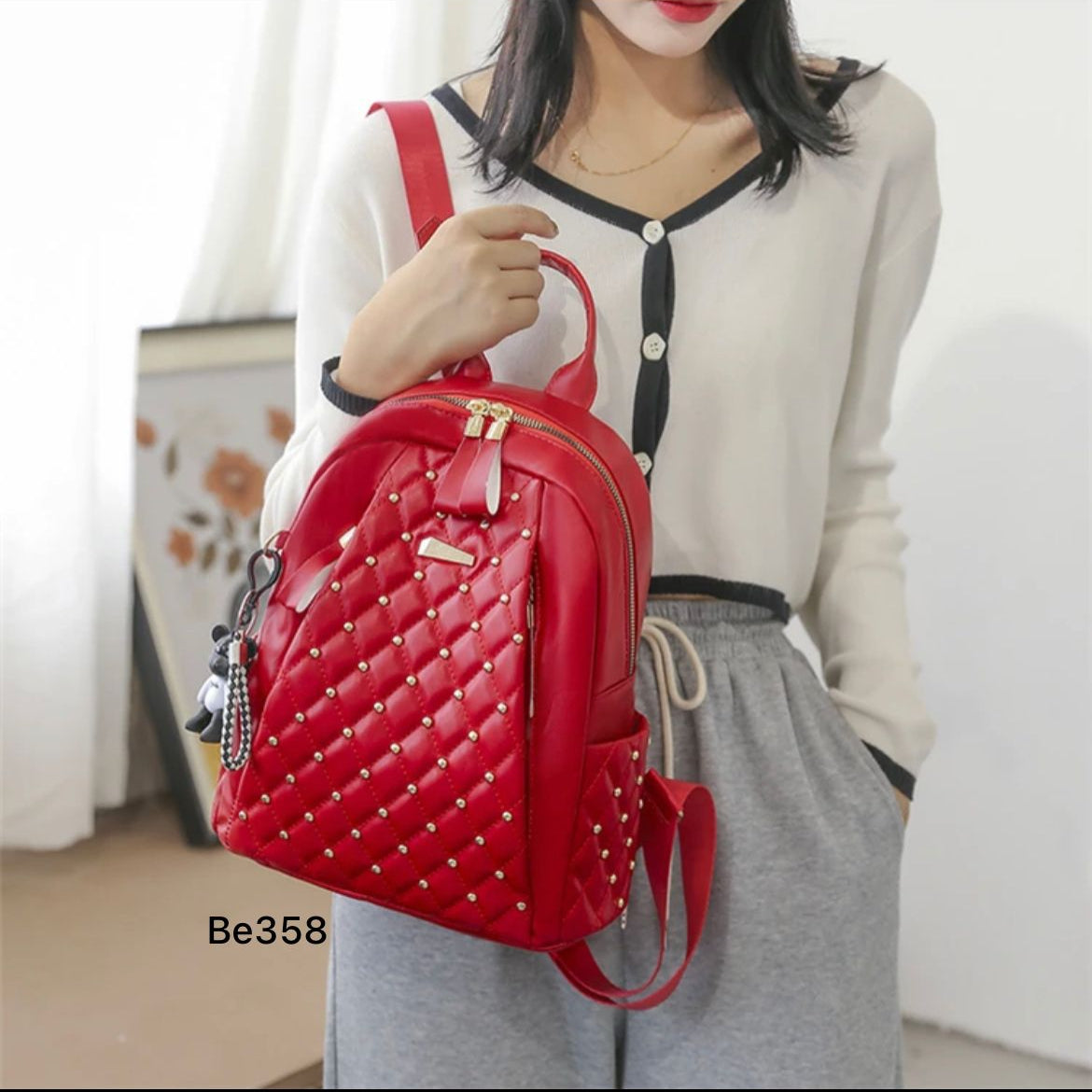 Morral rojo apliques dorados 26cm* 31cm 561 C-B